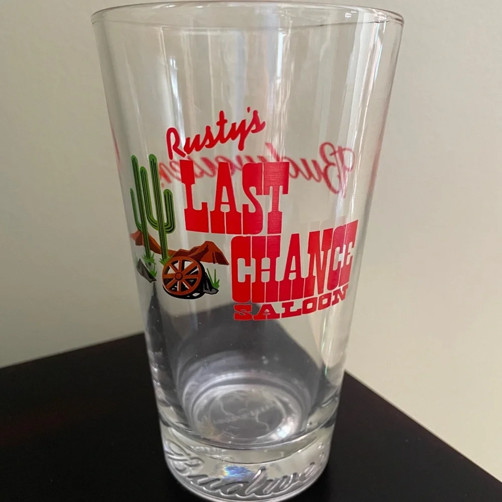 Western Budweiser Pint Beer Glass Rusty's Last Chance Saloon Cactus Wagon Wheel